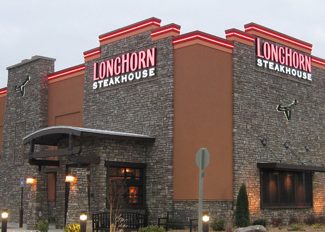 Allen Industries Designed Longhorn Casual Dining Signage
